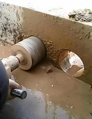水钻打孔  (2).jpg